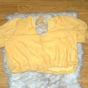 Astr the Label yellow crop bubble hem blouse yellow XL NWT NEW